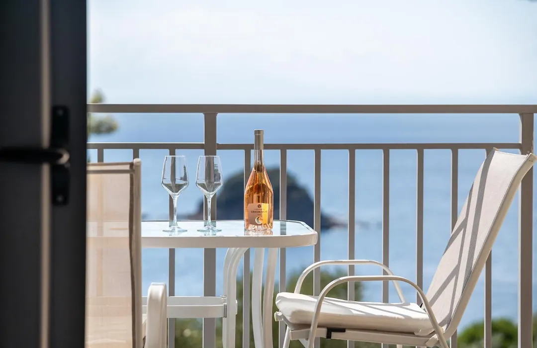La Luna Hotel-1
